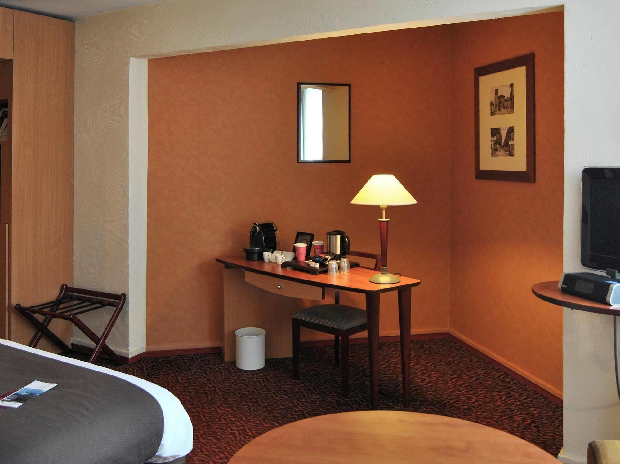 Mercure Saint Etienne Parc De L'Europe Eksteriør billede